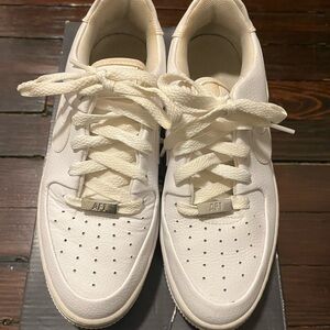 Nike Air Force 1 Sage Size 7.5 Women’s